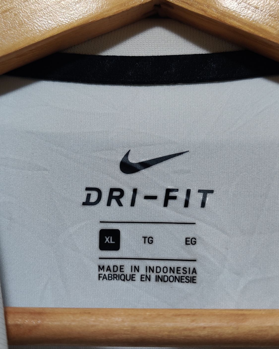 Nike White Sport Polo T Shirt  For Men XL