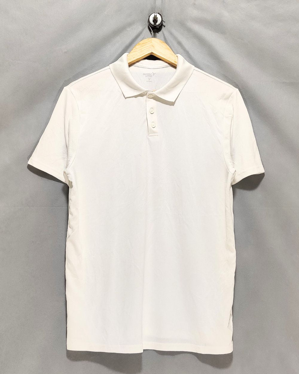 Old Navy White Sport Polo T Shirt  For Men M