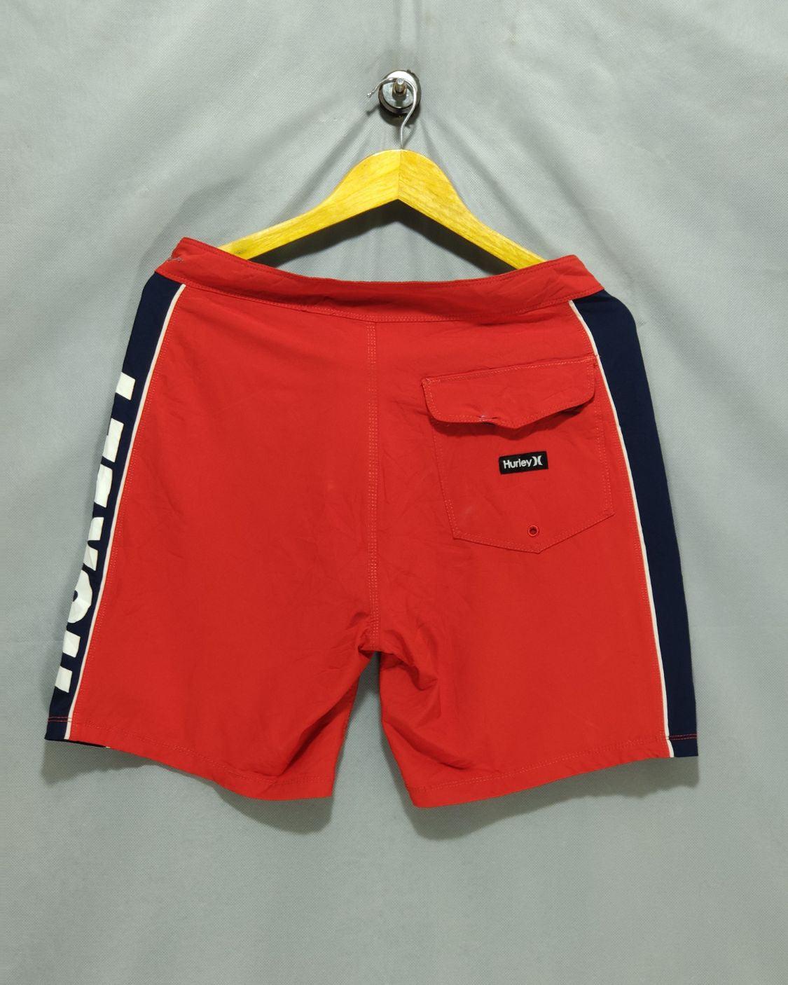 Hurley Red Parachute Short For Men M