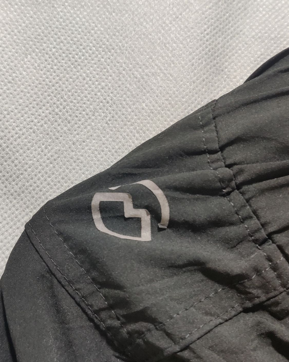 Magellan Black Parachute Short For Men M