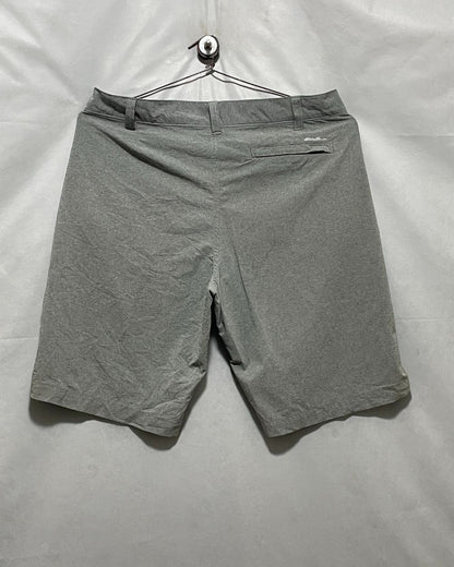 Eddie Bauer Gray Golf Short For Men L