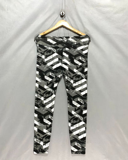 Old Navy Gray Sport Gym tights For Women M