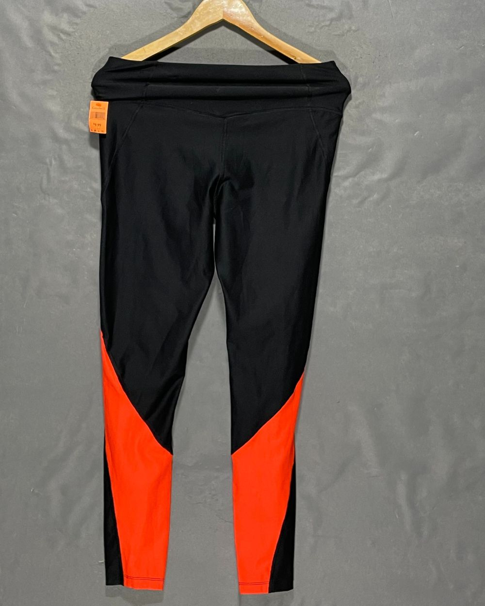 Nike Black Sport Gym Tights For Girls Large | ThriftHub.pk